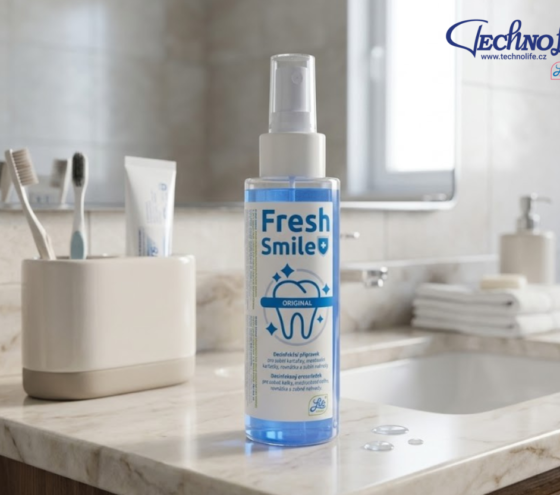 Stačí pár střiků? Vyzkoušeli jsme dezinfekční sprej na zubní kartáčky Fresh Smile